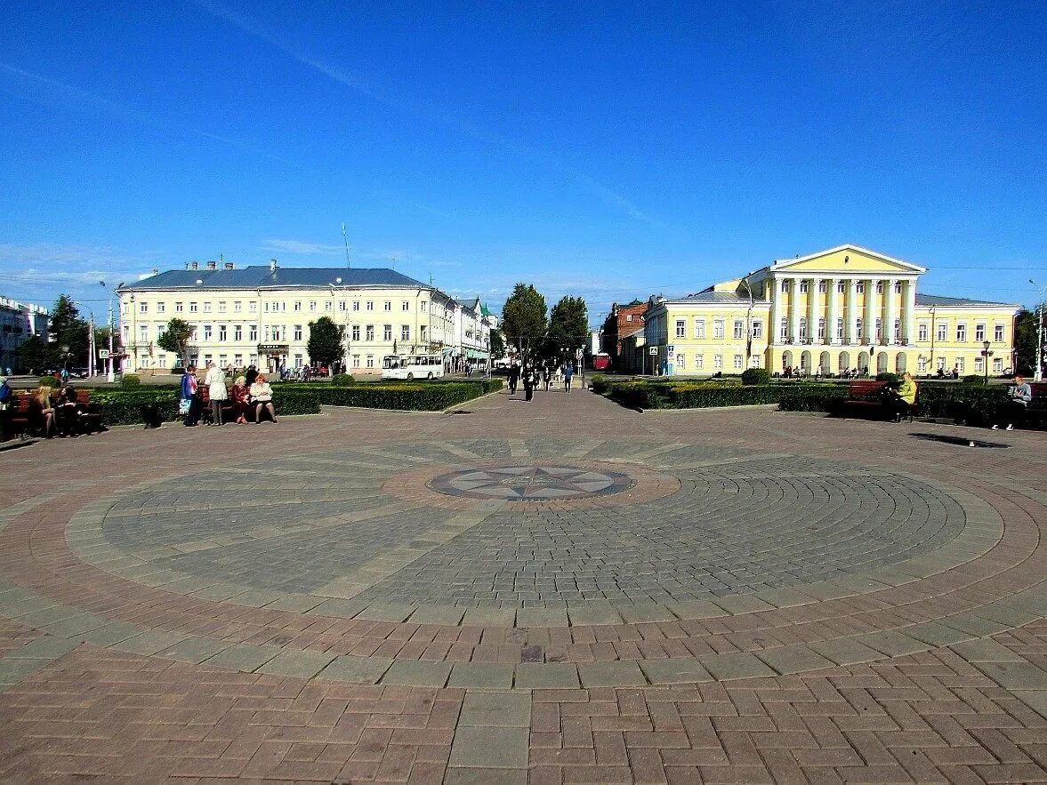Площадь сковорода в костроме фото Фото Площадь Сусанина в Костроме на фотохостинге Fotoload
