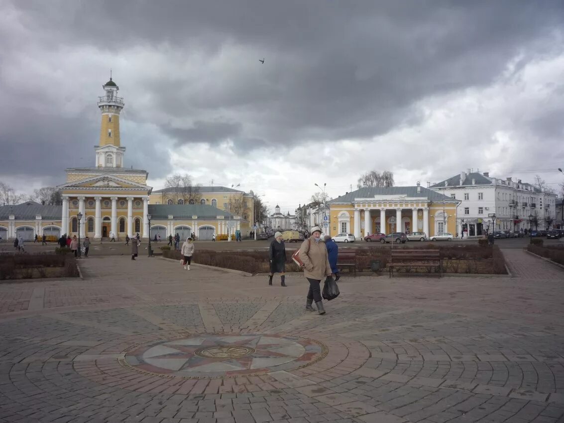 Площадь сковорода в костроме фото Сусанинская площадь в Костроме - место несбывшихся надежд