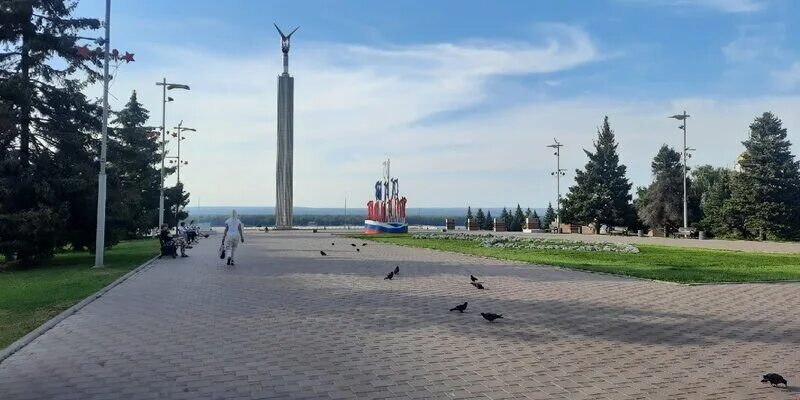 Площадь славы фото Фотовыставка "Герои и подвиги" откроется на площади Куйбышева в Самаре Дзен