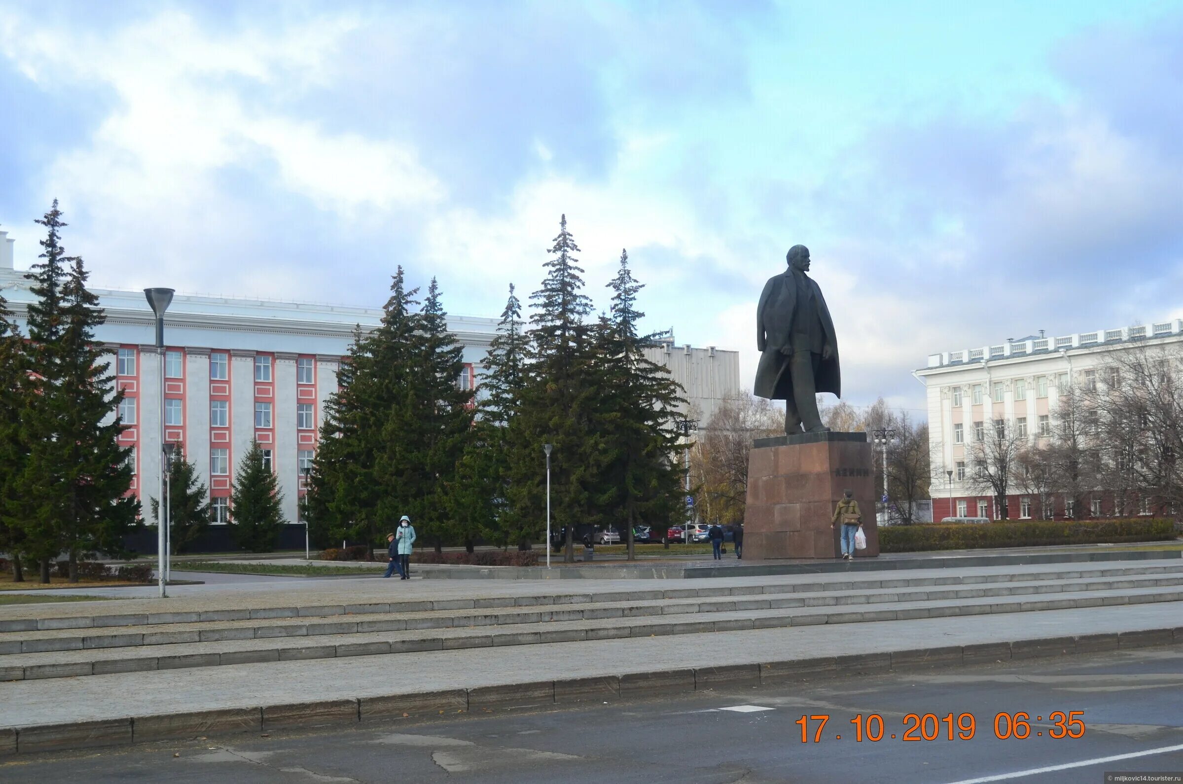 Площадь советов барнаул фото Барнаул. Часть 2я, Октябрь 2019, отзыв от туриста miljkovic14 на Туристер.Ру
