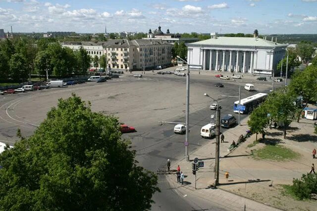 Площадь советская гродно фото Как 15 лет назад Советская площадь осталась без единого дерева