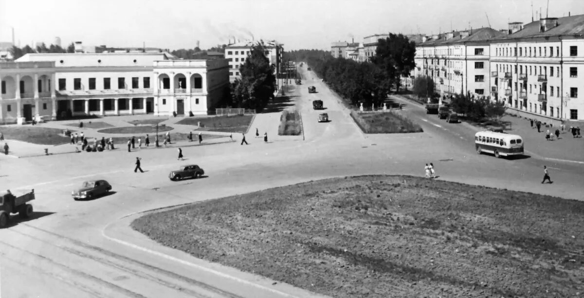 Площадь советская старые фото Нужная профессия, это вам не хухры мухры или как я получил профессию в СССР. Не 