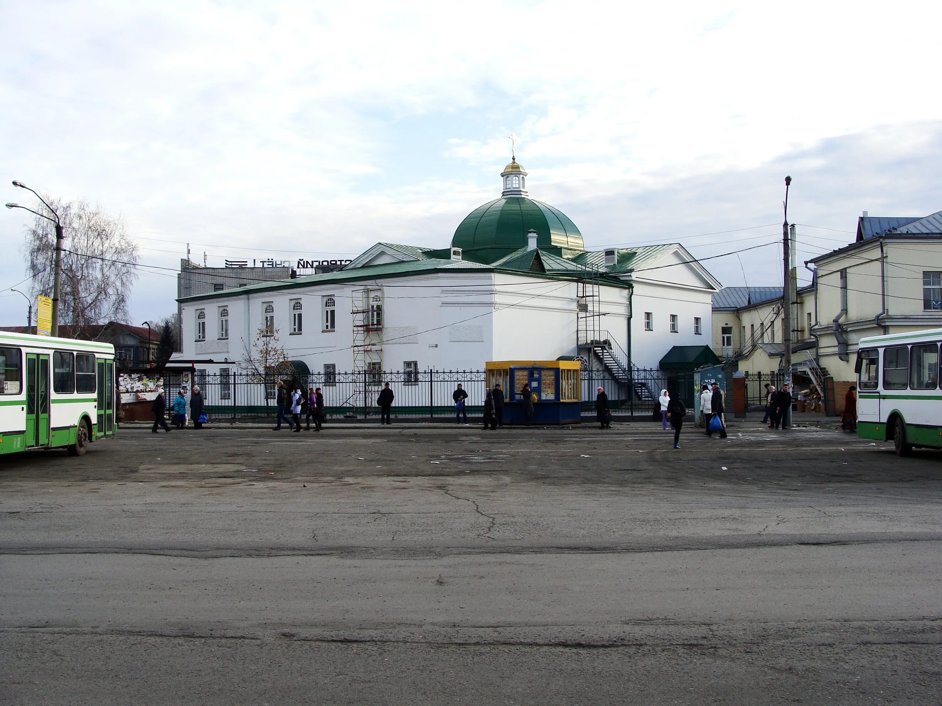 Площадь спартака барнаул фото File:Храм Дмитрия Ростовского.JPG - Wikimedia Commons
