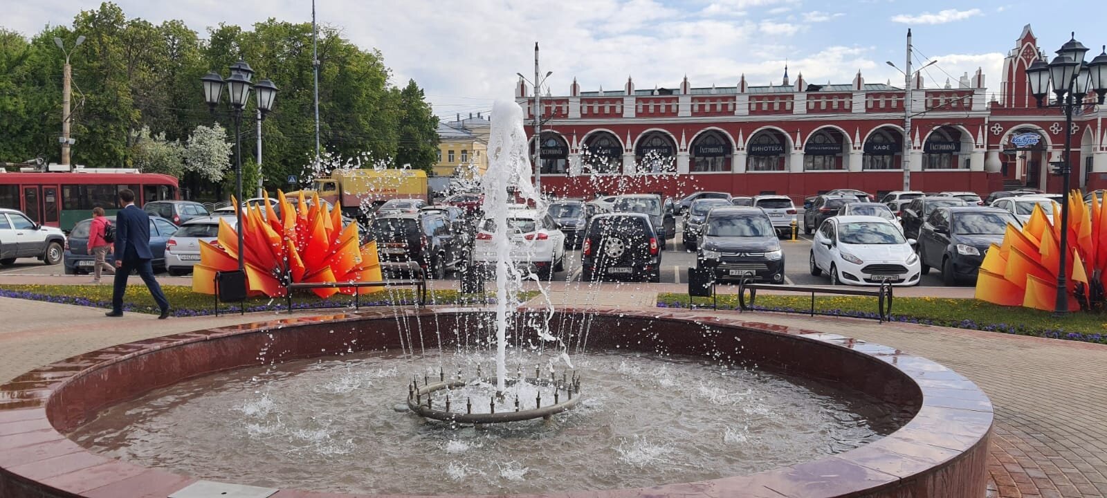 Площадь старый торг калуга фото Фонтан, фонтан, Калуга, площадь Старый Торг - Яндекс Карты