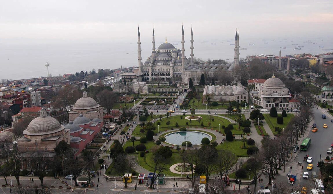 Площадь султана ахмеда фото Район Султанахмет: подробное описание, что посмотреть, фото
