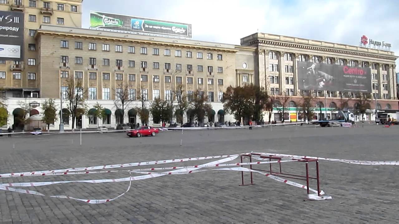 Площадь свободы 3 фото Автослалом Площадь Свободы Харьков 2012 Kharkov Kharkiv - YouTube