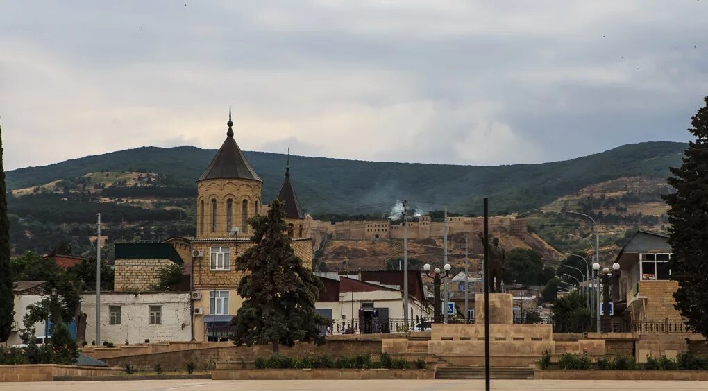 Площадь свободы дербент фото Derbent travel photo Brodyaga.com image gallery