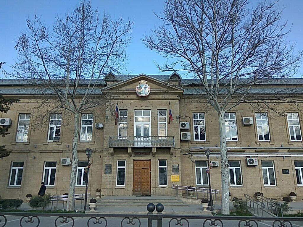 Площадь свободы дербент фото Информационный центр Администрации г. Дербент, министерства, ведомства, государс