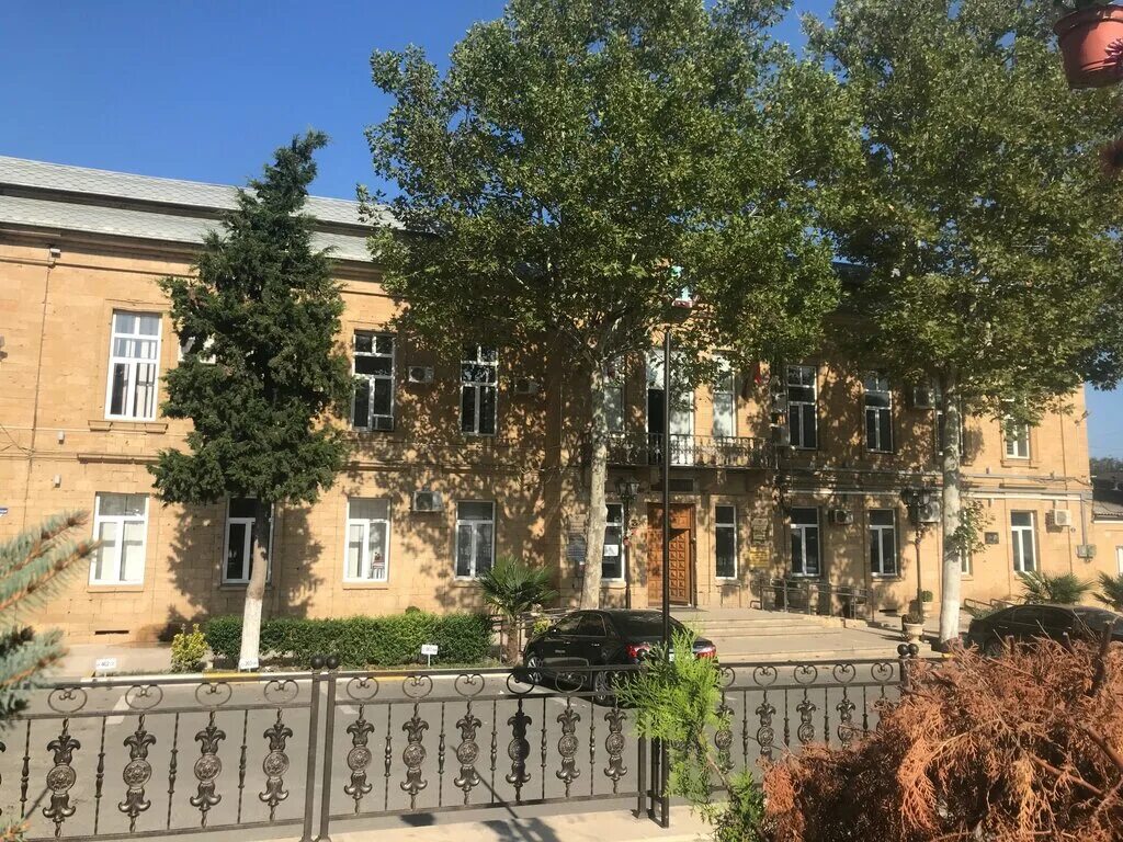 Площадь свободы дербент фото Общий Отдел Администрации г. Дербент, администрация, площадь Свободы, 2, Дербент