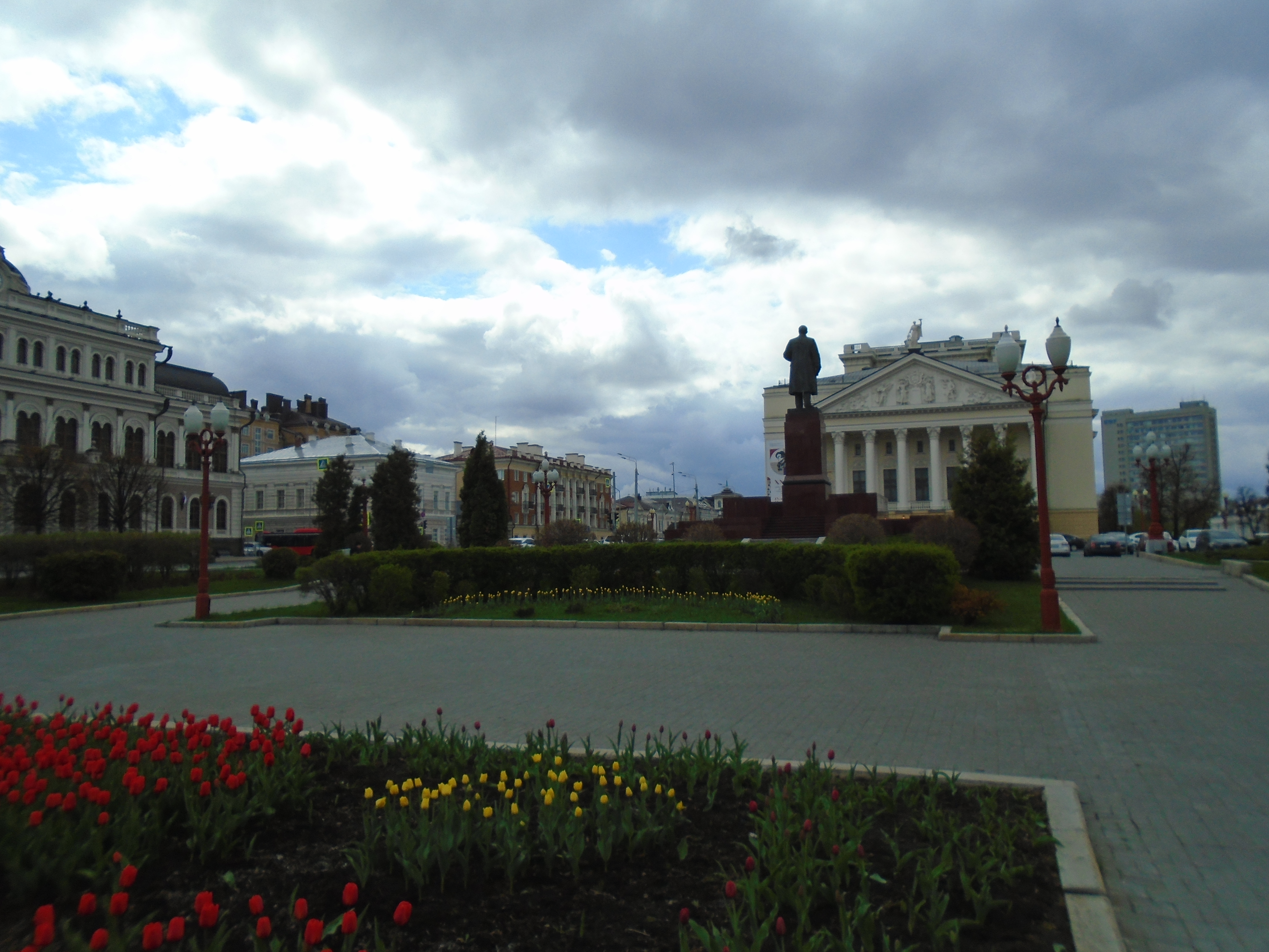 Площадь свободы санкт петербург фото File:Freedom Square, Kazan (2022-05-12) 13.jpg - Wikimedia Commons