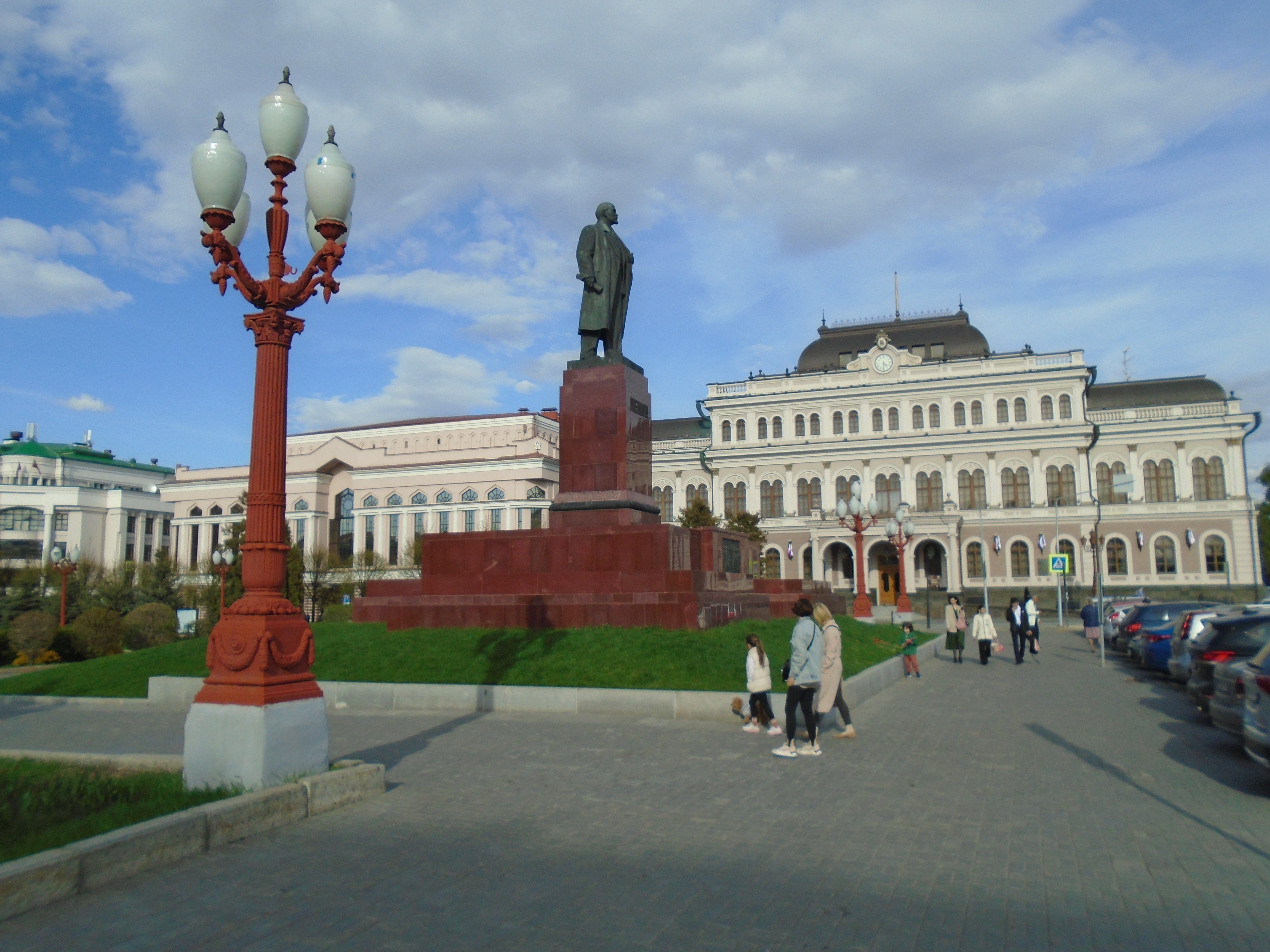 Площадь свободы санкт петербург фото File:Freedom Square, Kazan (2022-05-15) 02.jpg - Wikimedia Commons