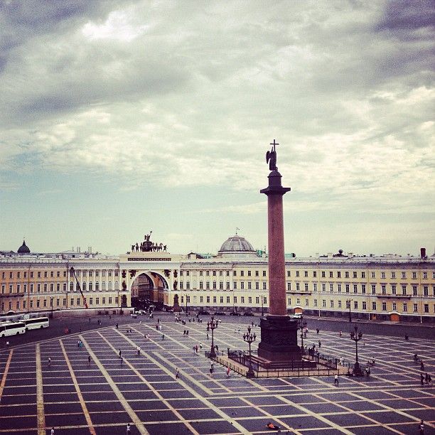 Площадь свободы санкт петербург фото Palace Square Travel dreams, Ferry building san francisco, Places to go