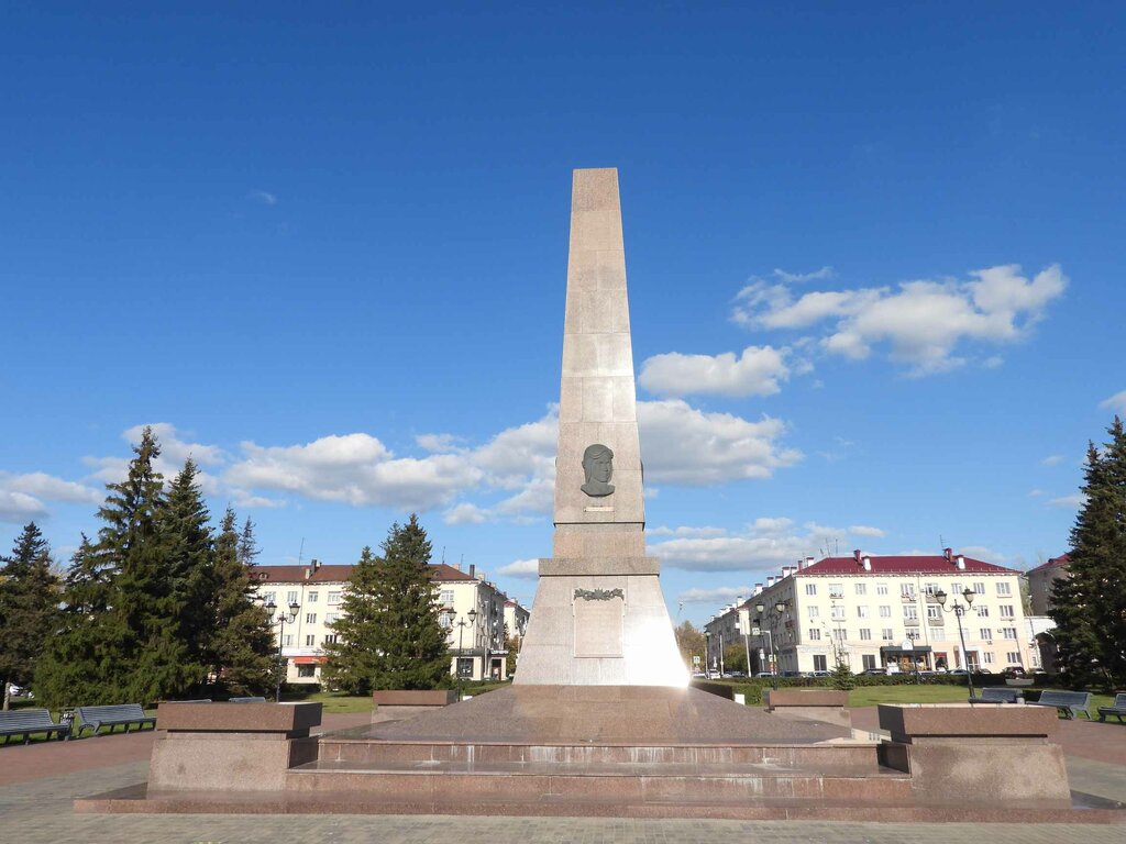 Площадь свободы тольятти фото Обелиск Славы, monument, memorial, Samara Region, Tolyatti, ploshchad Svobody - 