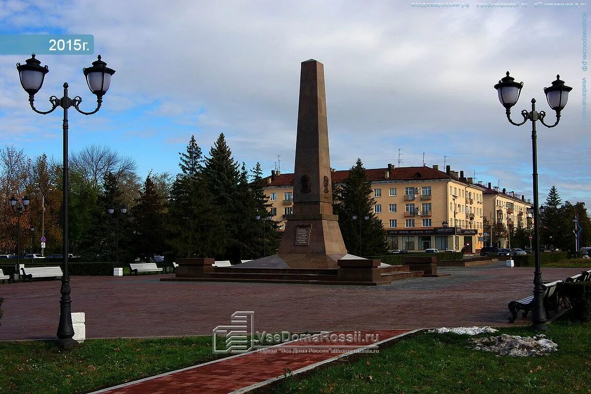 Площадь свободы тольятти фото Тольятти, обелиск Славы. Площадь Свободы. Информация о достопримечательности, фо