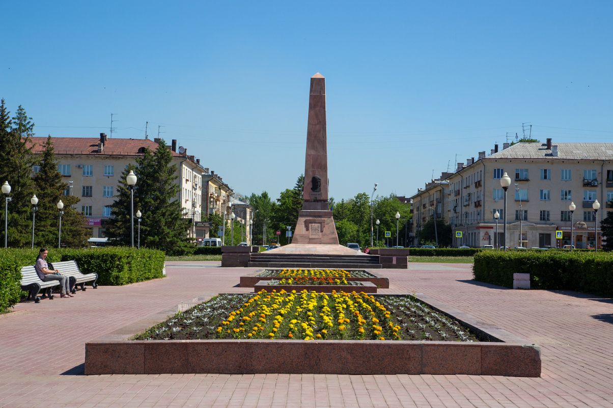 Площадь свободы тольятти фото Площадь Свободы