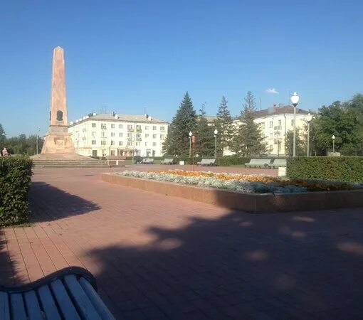 Площадь свободы тольятти фото Obelisk of Glory (Tolyatti) i Tol'yatti