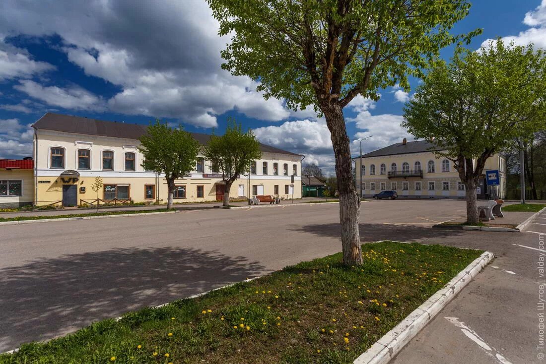 Площадь свободы валдай фото Площадь Свободы / Валдайский форум