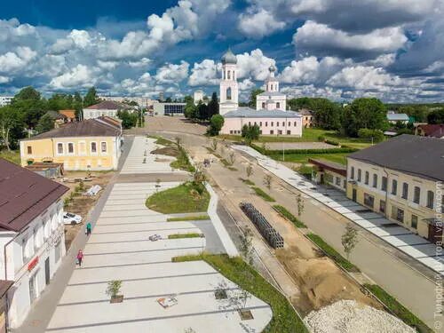 Площадь свободы валдай фото Валдай / Валдайский сайт / Фото дня: Площадь Свободы приобретает новые очертания