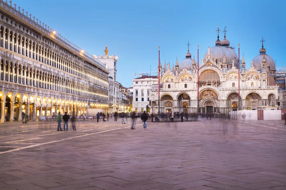 Площадь святого марка фото Venice via The Alps Guardian Holidays