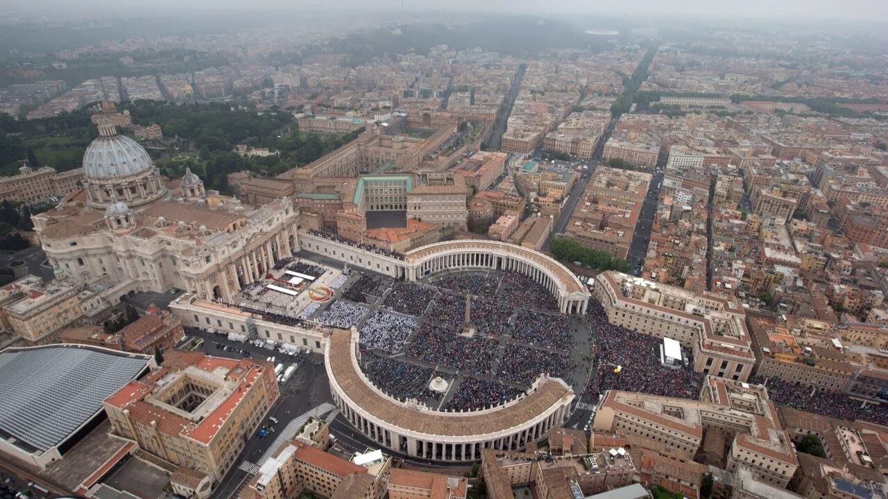 Площадь святого петра в риме фото Vatican to open the 'holy stairs' to the public - YouTube