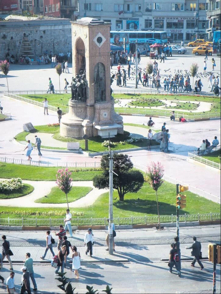 Площадь таксим фото Taksim'i takdim etmek... - HASAN BÜLENT KAHRAMAN