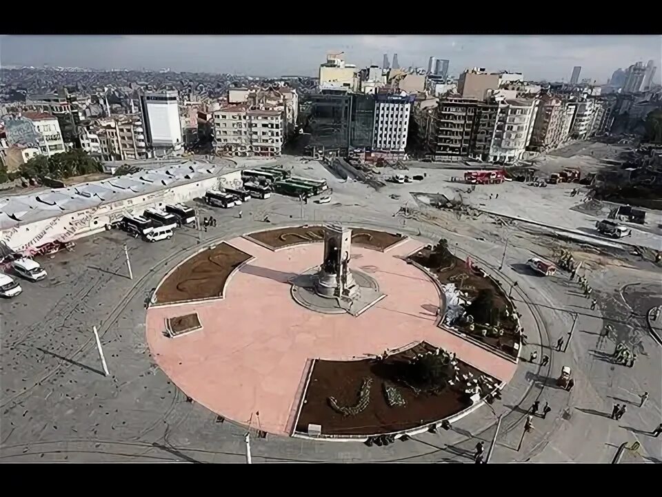 Площадь таксим фото Istanbul: Gezi Park silent after protesters dispersed - YouTube