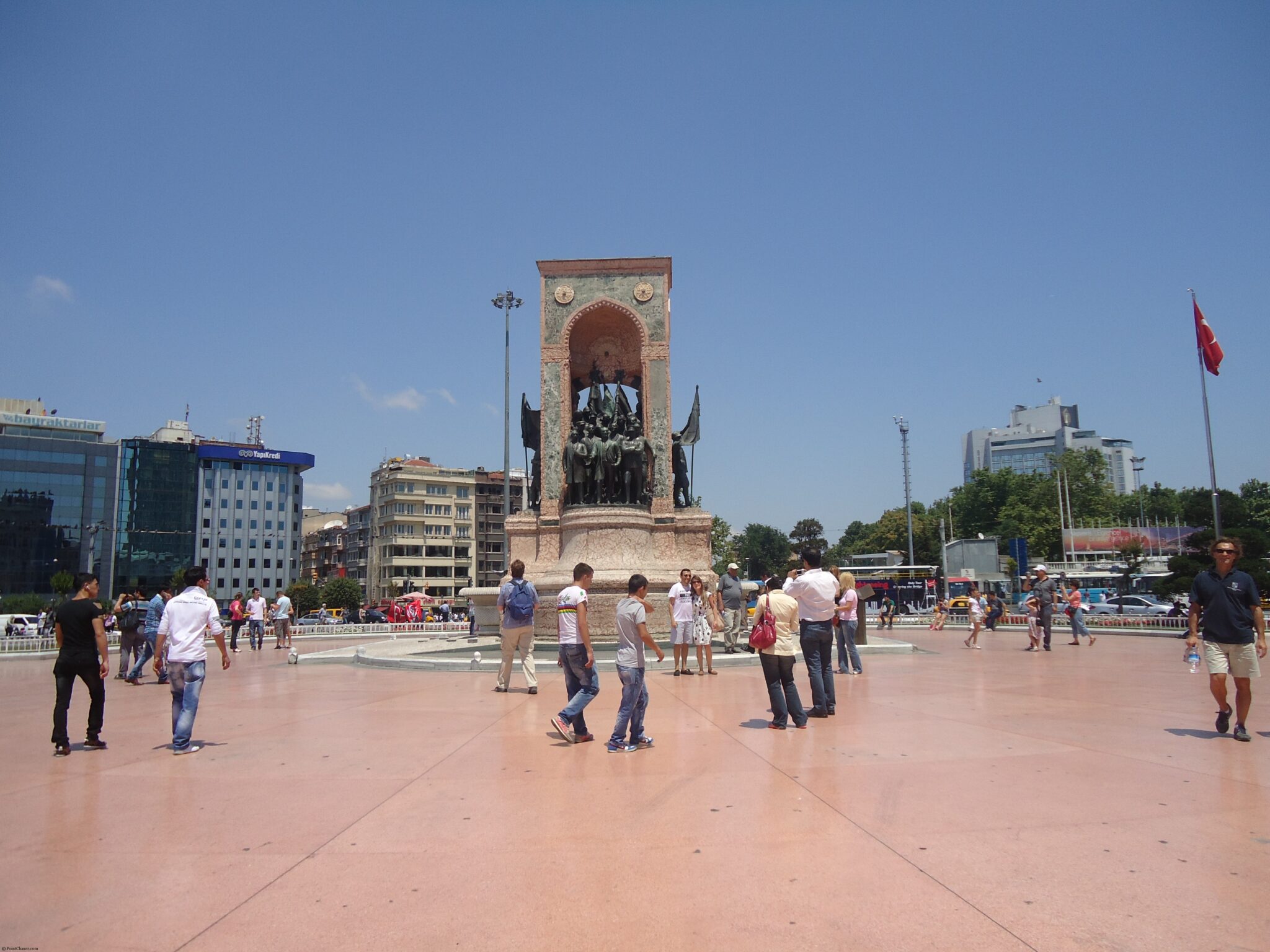 Площадь таксим фото Ndemic Creations Forum - Send us your city images! UPDATE: COMPLETE!