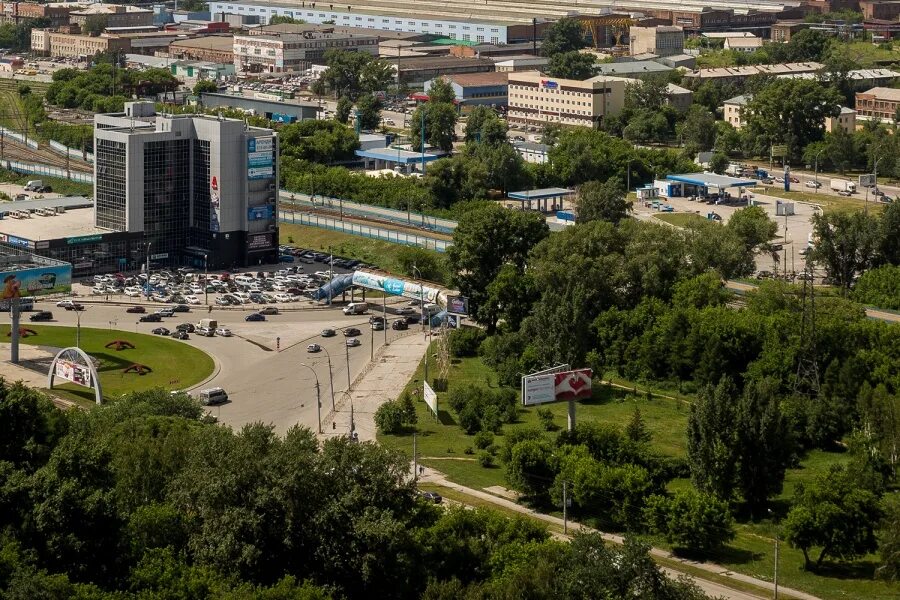 Площадь труда новосибирск фото Вместо ресторана на площади Труда мэрия решила сделать сквер 20.09.2017 Новосиби