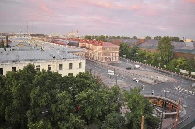 Площадь труда санкт петербург фото На площади Труда в Петербурге наконец-то уберут трамвайные пути - Новости Санкт-
