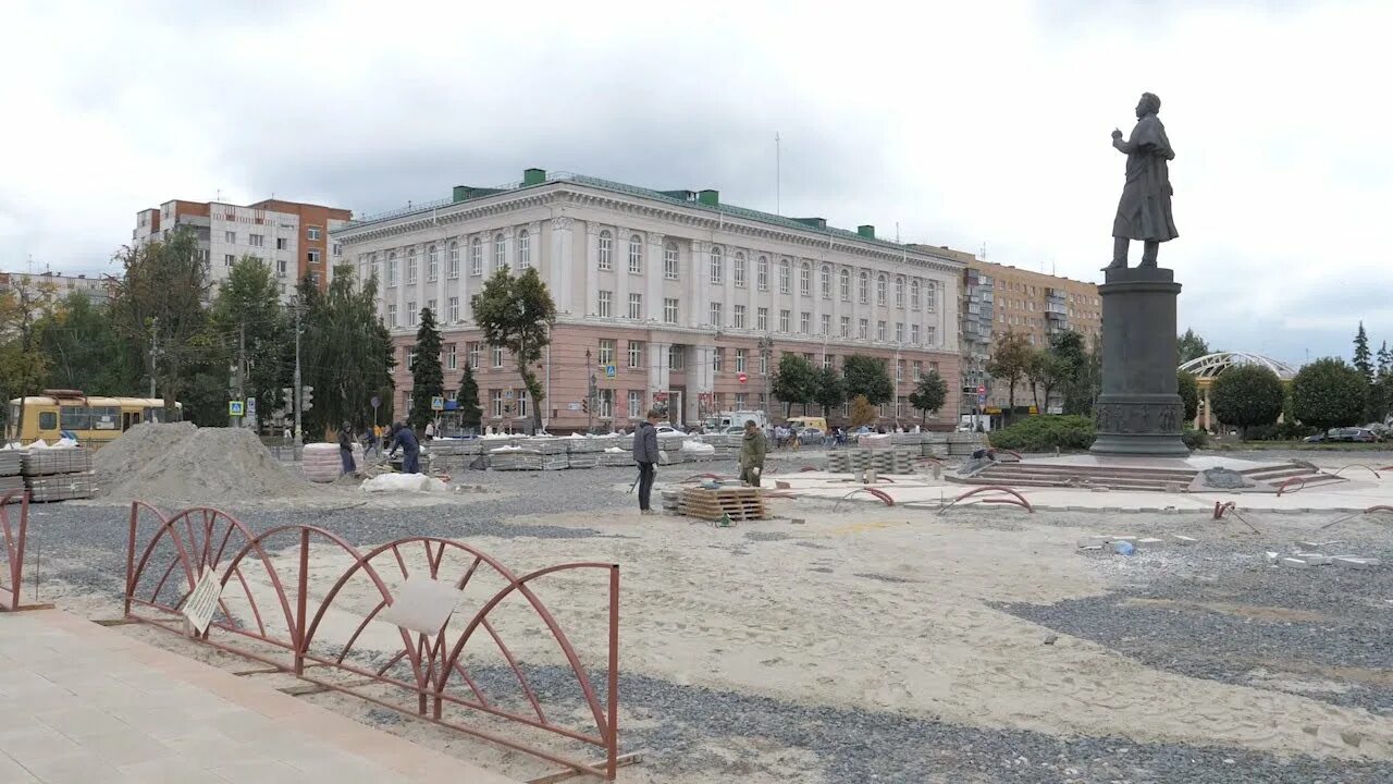 Площадь в курске фото Работы на Театральной площади Курска завершат к 1 сентября - YouTube