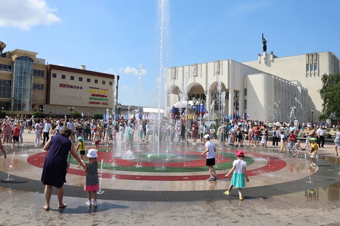 Площадь в курске фото Официальный сайт Губернатора и Правительства Курской области