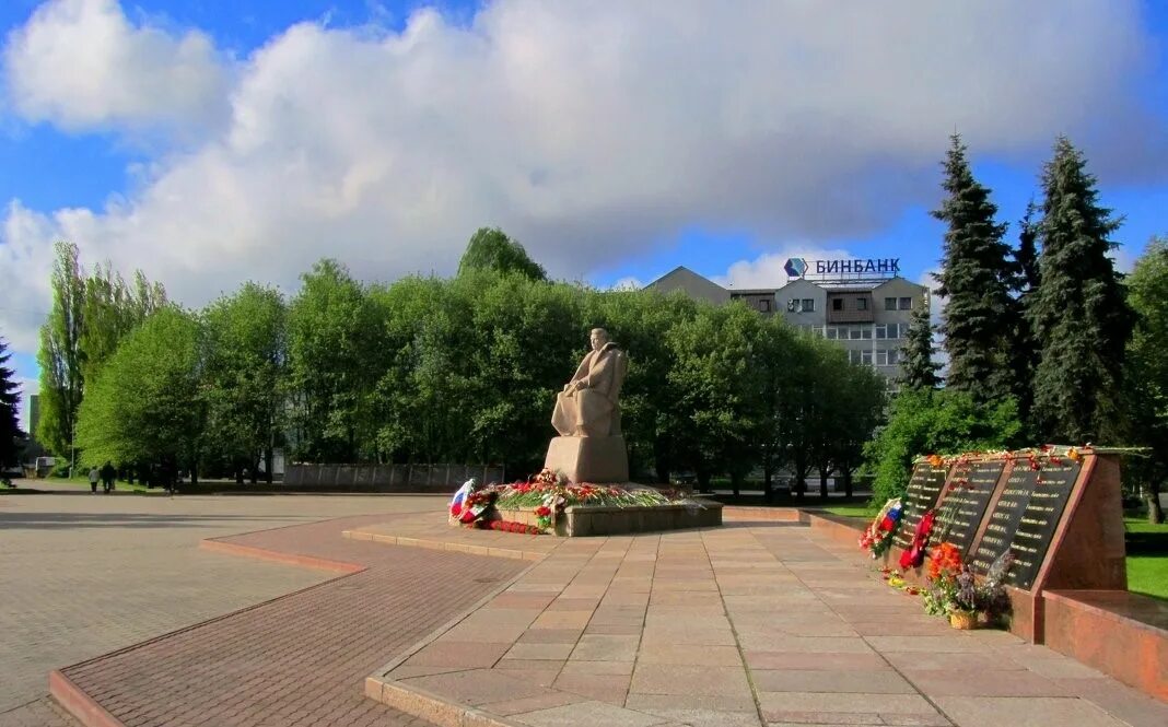 Площадь василевского калининград фото Отзывы об "Автоломбард Василевский", Калининград, площадь Маршала Василевского, 