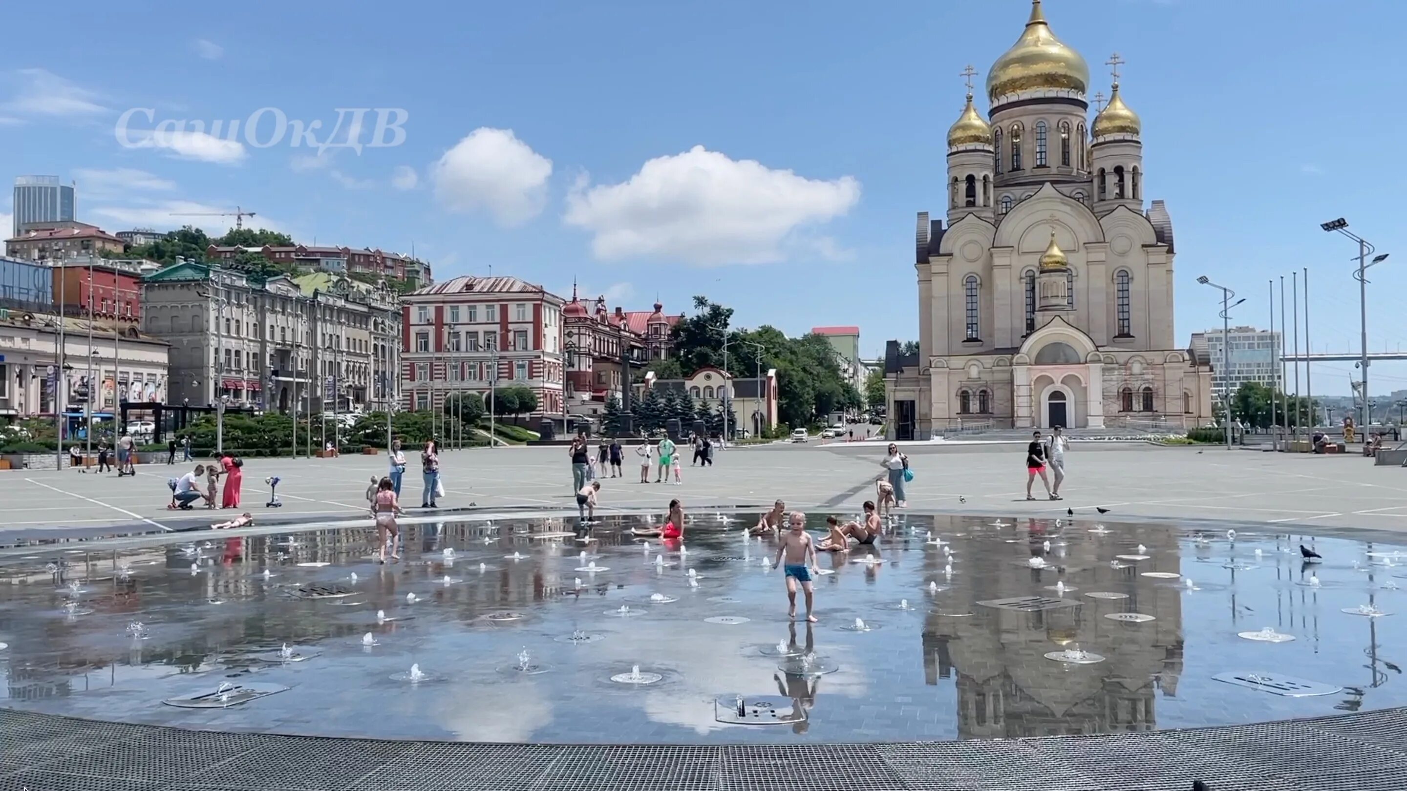 Площадь владивостока фото Владивосток, центральная площадь, фонтан, лето, жара... - смотреть видео онлайн 