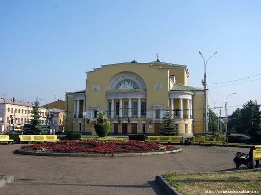 Площадь волкова ярославль фото История города Ярославля в датах - 3 Апреля 2018 - Официальный сайт Муниципально