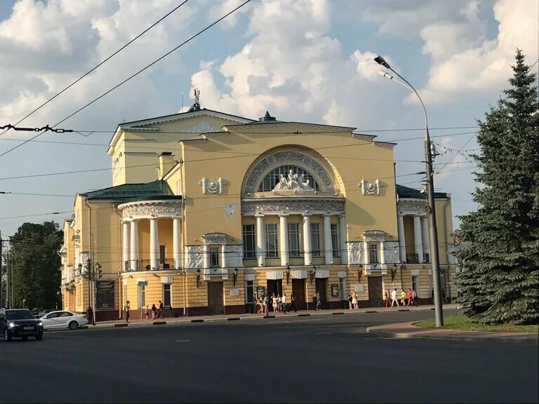 Площадь волкова ярославль фото Театр драмы имени Ф. Волкова, театр, площадь Волкова, 1, Ярославль - Яндекс.Карт