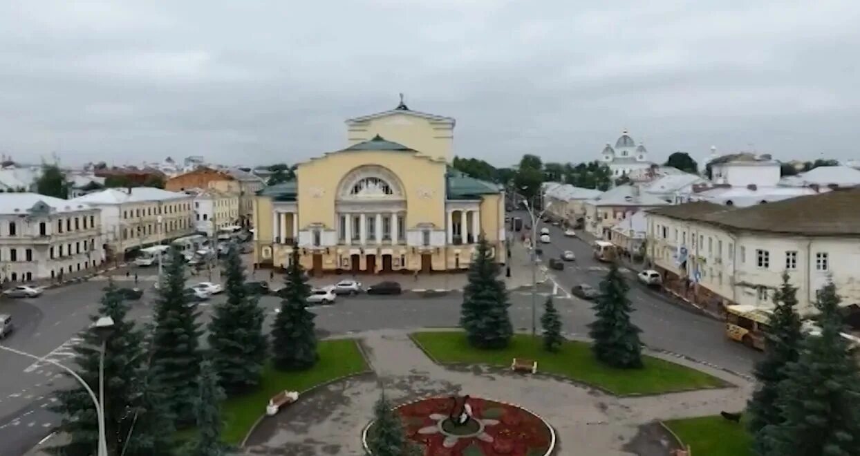 Площадь волкова ярославль фото В учреждениях культуры региона начали работу "горячие линии" по вопросам временн