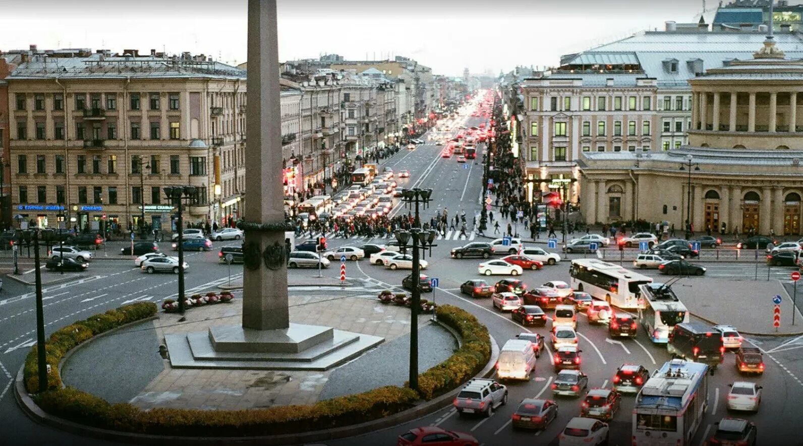 Площадь восстания фото Площадь Восстания