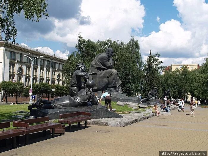 Площадь якуба коласа фото Фотографии Европы от путешественников и туристов
