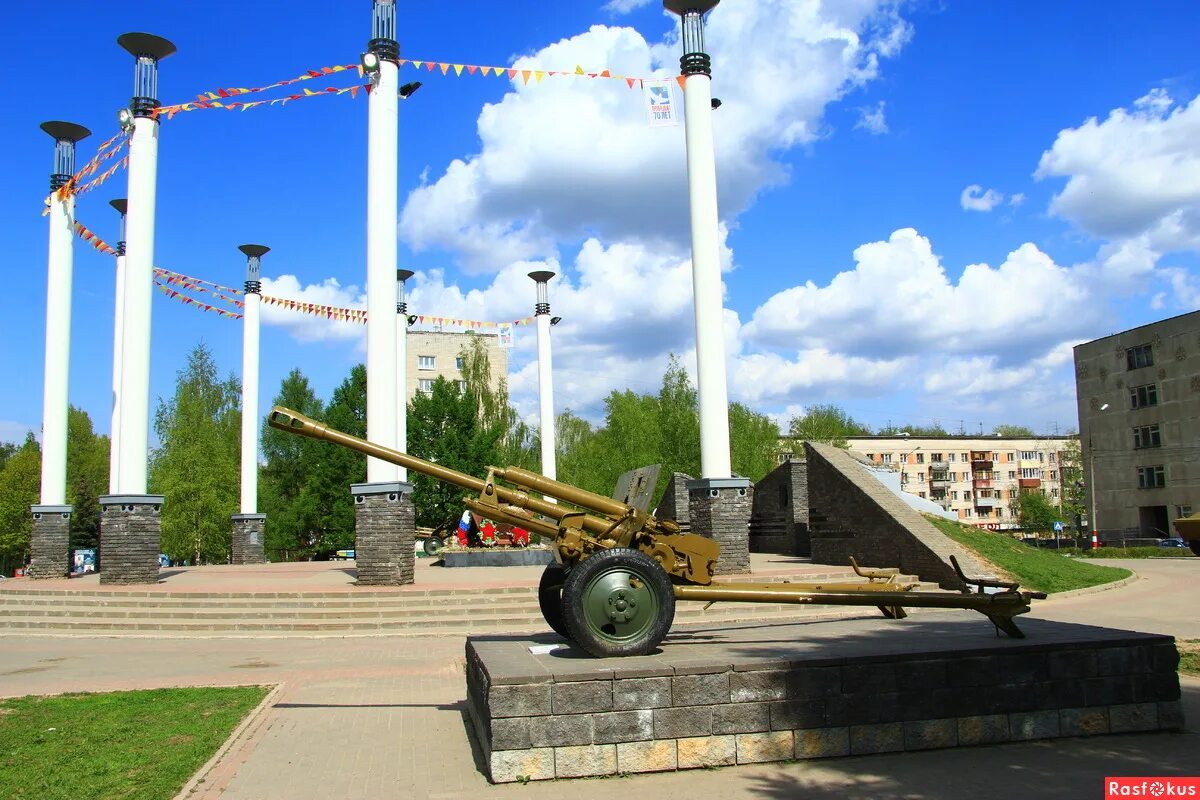 Площадь жукова нижний новгород фото Фото: 76 мм пушка на площади Георгия Жукова. Фотограф Владимир Ульянов. Город. Ф