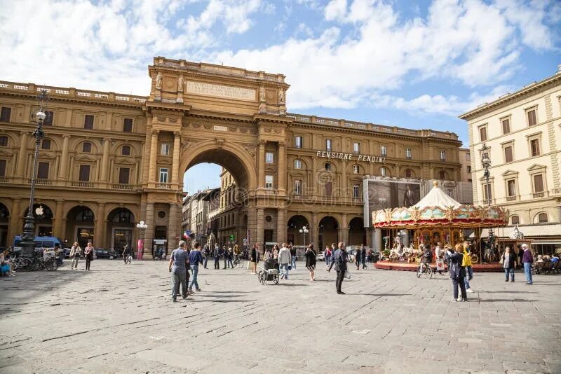 Площади флоренции фото Arch at Piazza Della Repubblica in Florence, Italy Editorial Image - Image of re