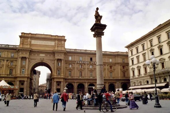 Площади флоренции фото Florence, Piazza della Repubblica