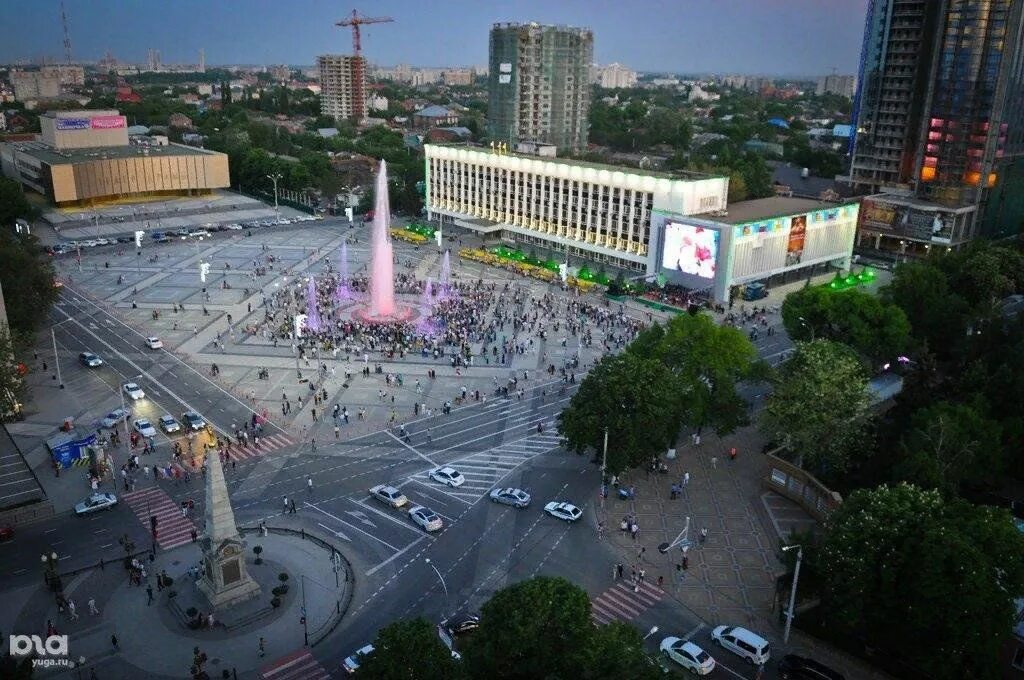 Площади краснодара фото Достопримечательности. Главная городская площадь Краснодара 2024, Старооскольски