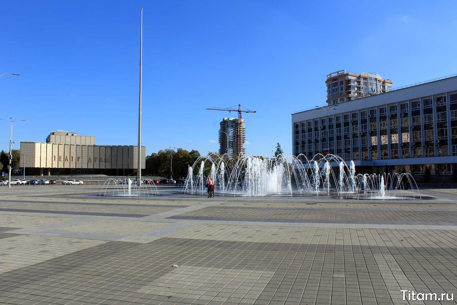 Площади краснодара фото Театральная площадь в Краснодаре Titam.ru