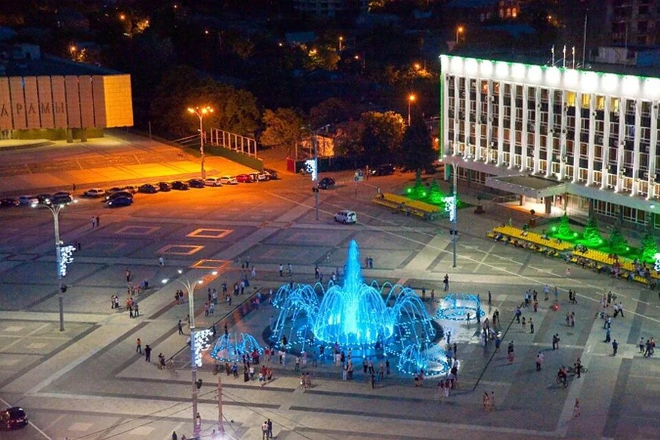 Площади краснодара фото В Краснодаре 5 ноября торжественно закроют сезон фонтанов - KP.RU