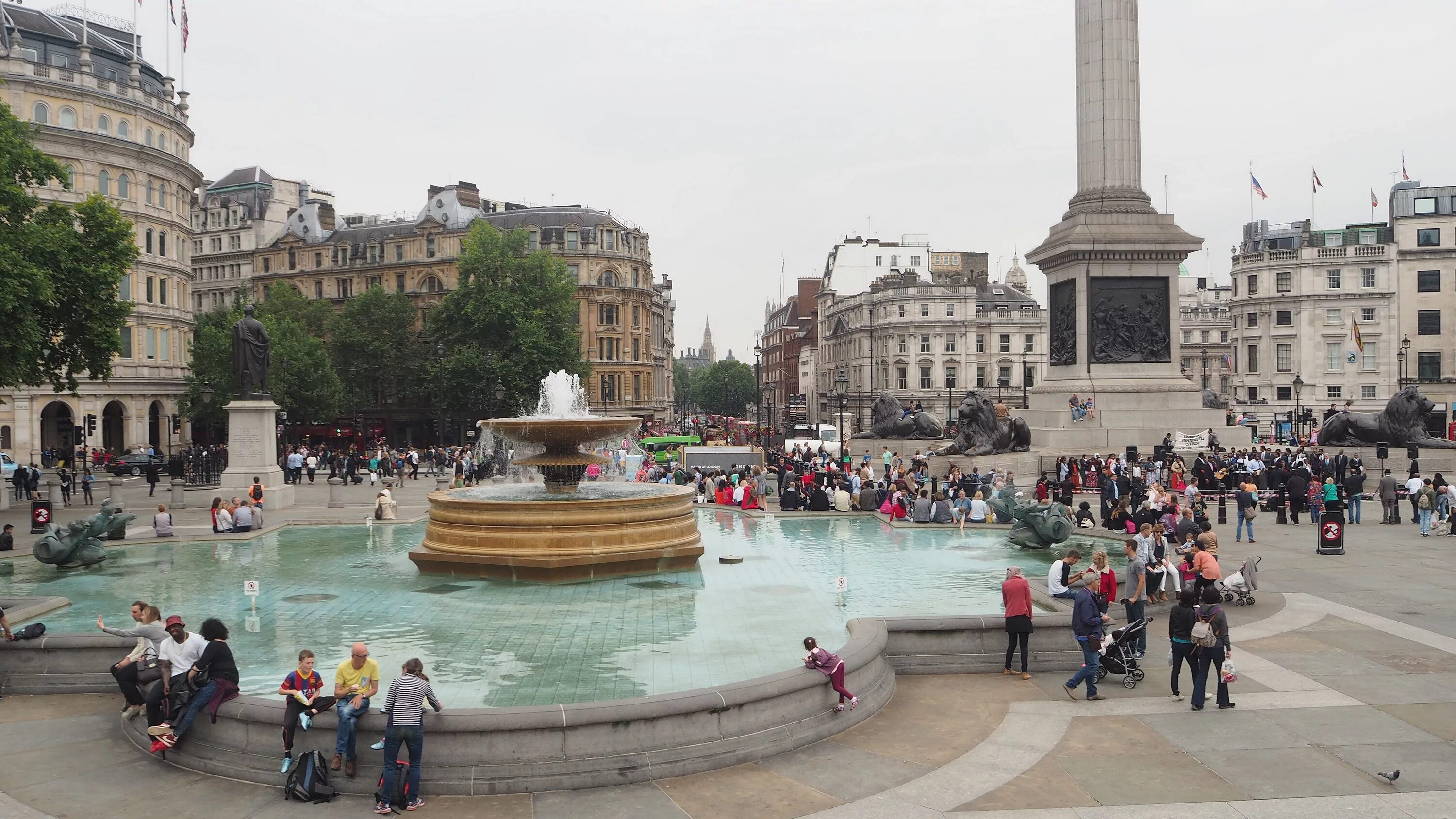 Площади лондона фото Trafalgar Square - Travel Britain - United Kingdom Travel Guide For 924
