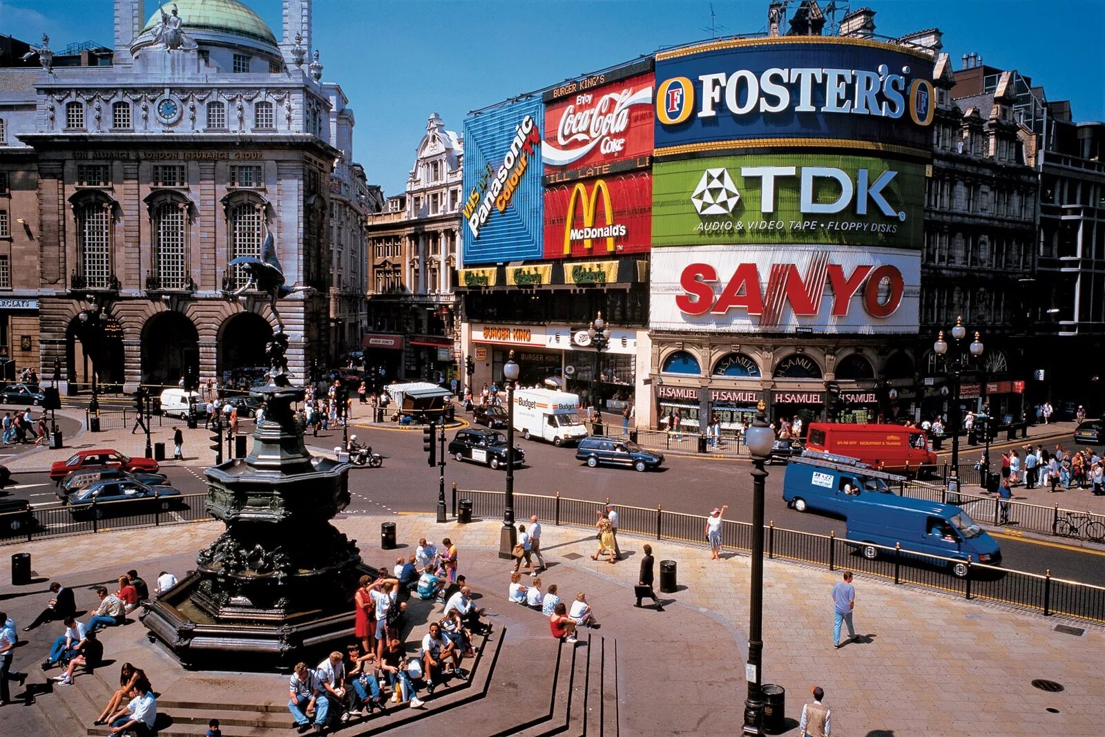 Площади лондона фото Площадь Пикадилли (Piccadilly Circus) в Лондоне