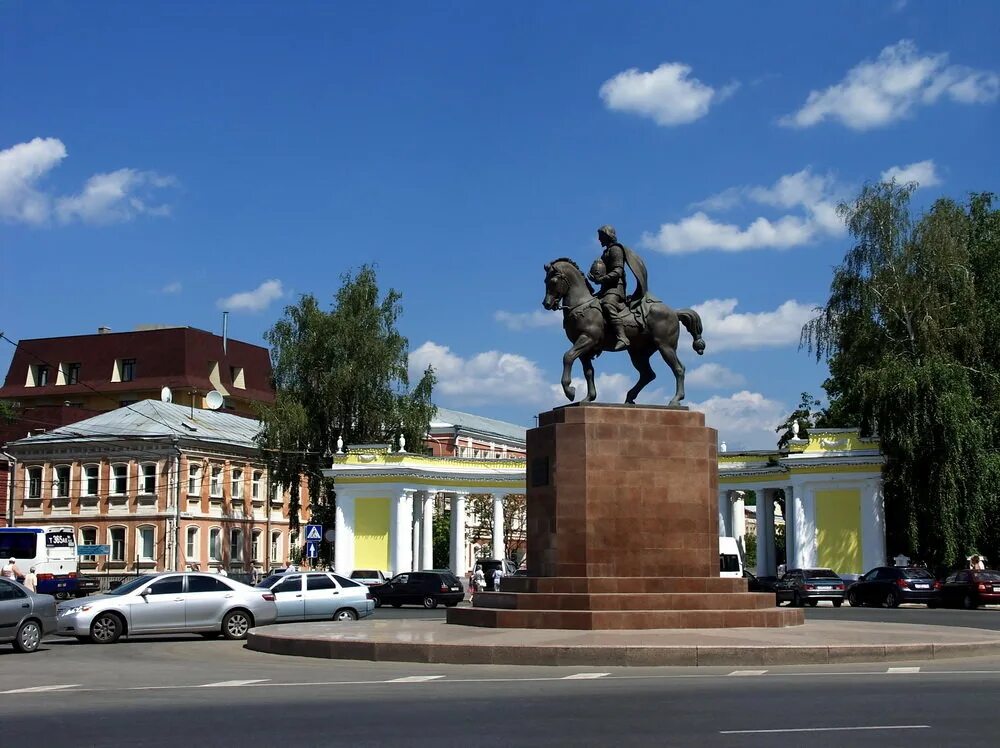 Площади рязани фото Рязань.Соборная пл.Памятник князю Олегу Рязанскому. :: Лесо-Вед (Баранов) - Соци