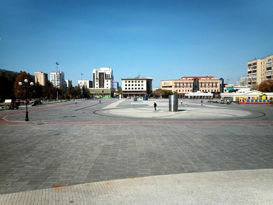 Площади тюмени фото Отели рядом с Площадь 400-летия Тюмени - найдено 42 отеля.