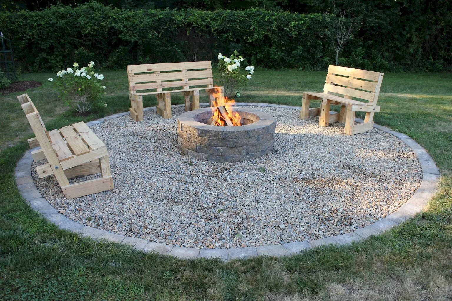 Площадка для отдыха на даче своими руками Bedroom Ideas And References Fire pit landscaping, Fire pit backyard, Cheap fire