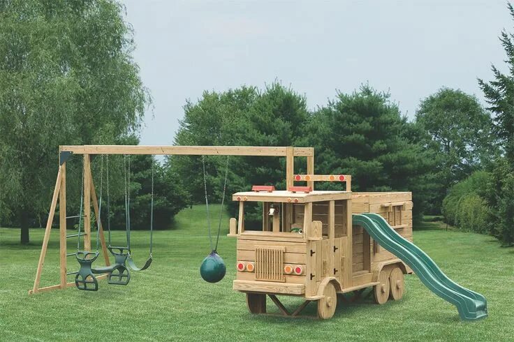 Площадка фото машины 20 Of The Coolest Backyard Designs With Playgrounds Air de jeux exterieur, Jeux 